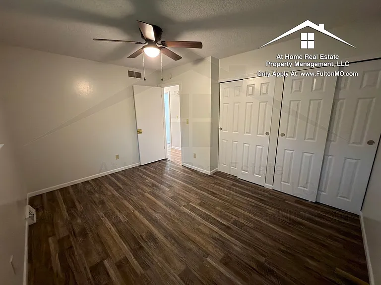1 Locust Ln — Photo 16