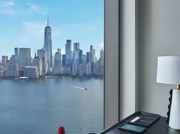 99 Hudson Street image 18 of 24