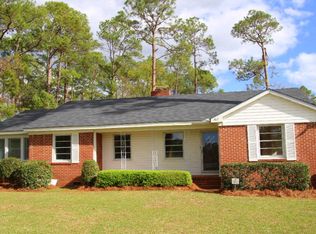 1102 Edgewater Dr, Albany, GA 31707