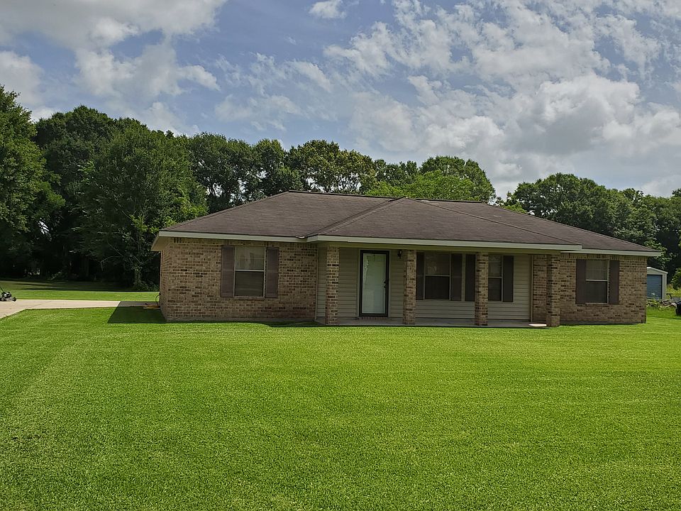 1st image of 404 Louis Dr