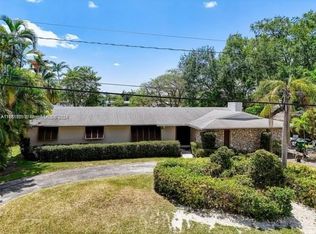 13700 SW 70th Ave, Palmetto Bay, FL 33158