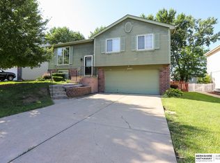 15323 Spencer St, Omaha, NE 68116
