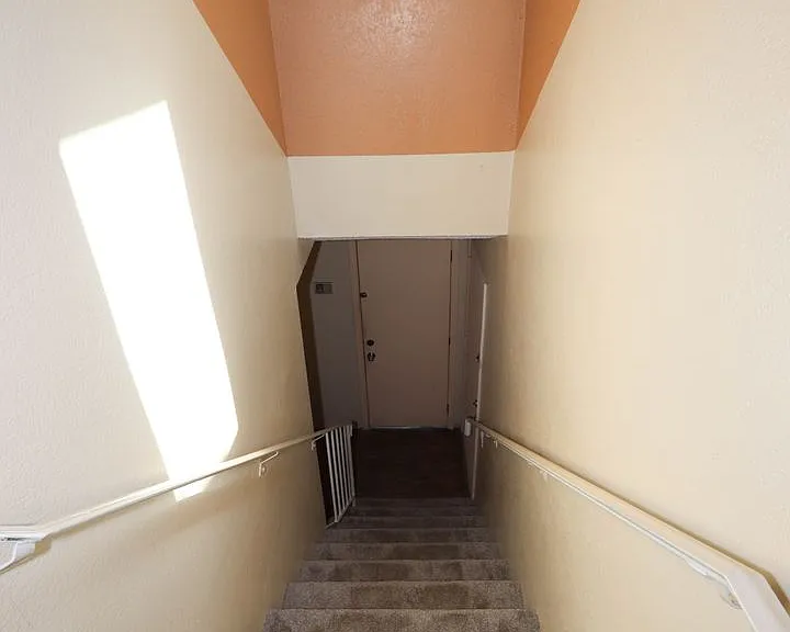 24210 Sylvan Glen Rd #F — Photo 12