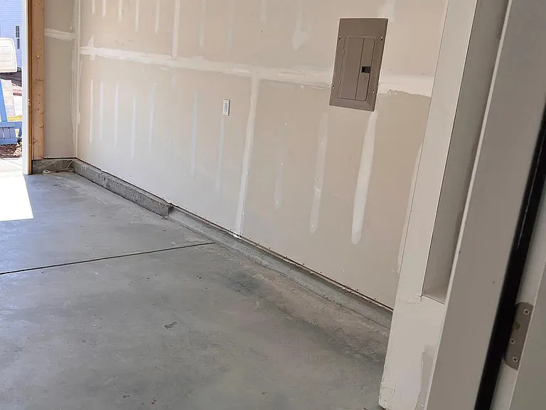 1019 Gemma Dr — Photo 32