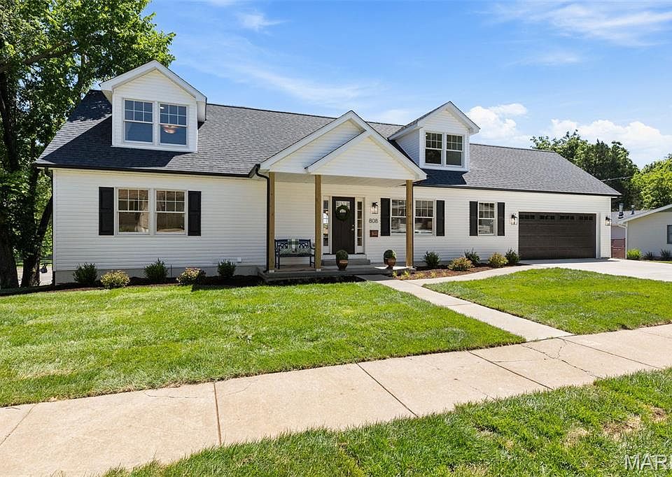 1st image of 808 Liggett Dr