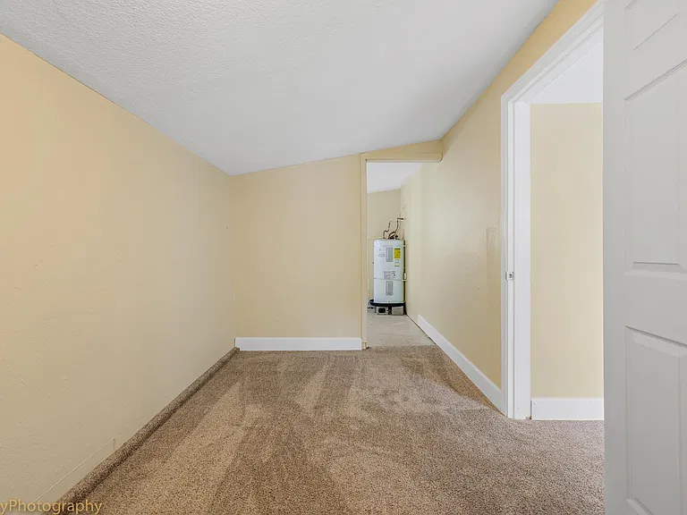 1327 SE 182nd Ave #B — Photo 5