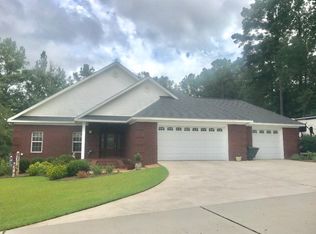 575 Plantation Dr, Andalusia, AL 36421