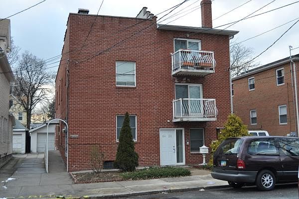 1st image of 8424 130th St