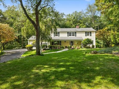 23 Ethan Allen Lane, Stamford, CT, 06903