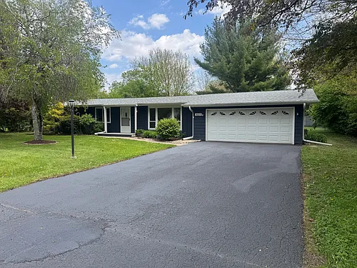 6835 Paddock Ln Photo 1