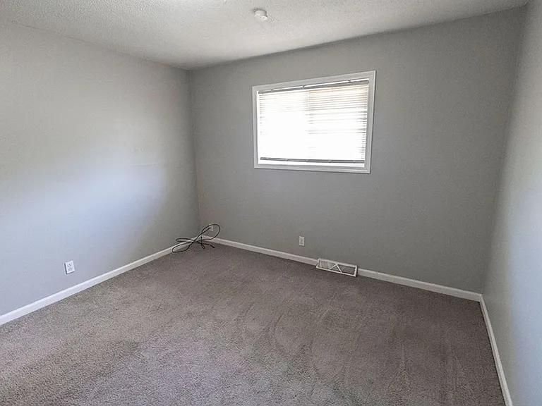 7217 N Moberly Dr — Photo 16