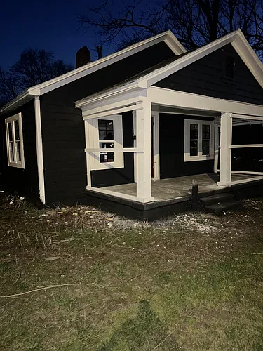 1019 Hill Ave Photo 1