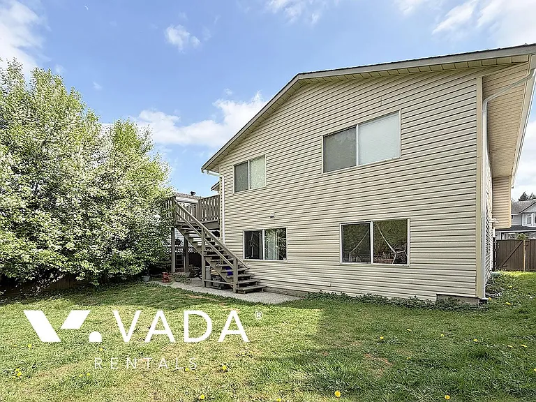 22471 Streng Ave — Photo 1