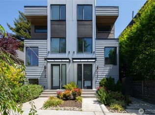 214 25th Ave E #A, Seattle, WA 98122