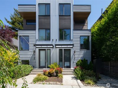 214 25th Avenue E #A, Seattle, WA, 98122