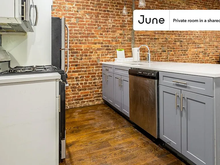 1131 Broadway #B — Photo 9