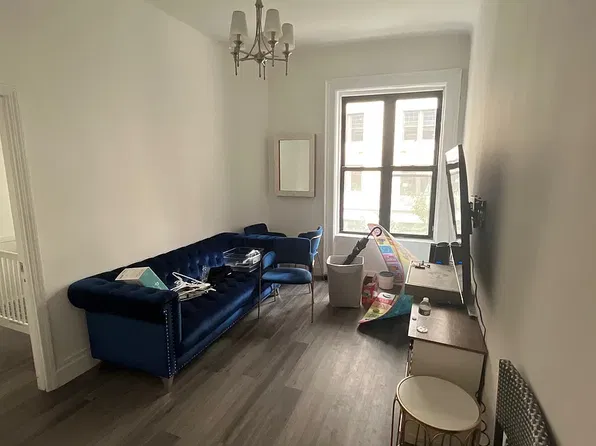 620 W End Ave APT 3C, New York, NY 10024
