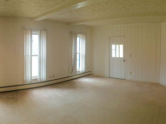 living room, just freshly painted