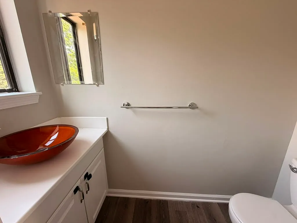 2 bed, 1.5 bath, $2,145 — Photo 2
