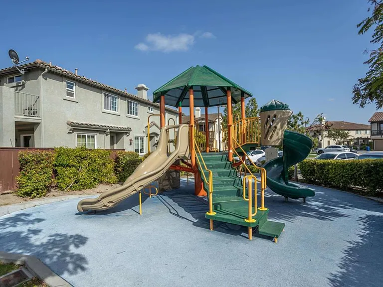 2103 Palo Alto Dr #80 — Photo 18