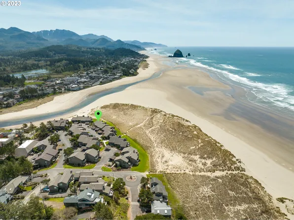 651 N Breaker Point Dr #651, Cannon Beach, OR 97110