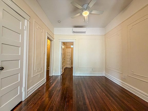 4th image of 105 E 31st St #1
