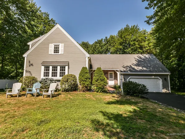 9 Thunder Rd, Saco, ME 04072