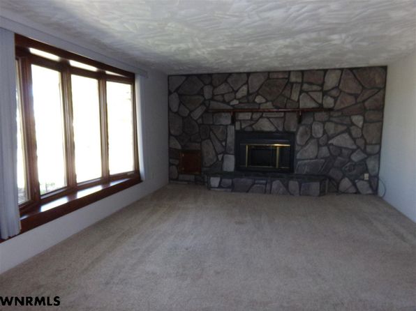 512 5th Ave, Bayard, NE 69334
