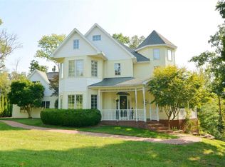 20 Oak Meadow Rd, Evansville, IN 47725
