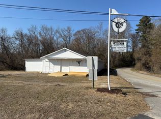 692 Murray Rd, Orangeburg, SC 29115