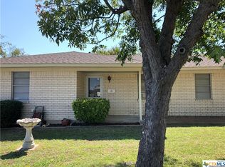 2524 Lowrey Dr, Gatesville, TX 76528