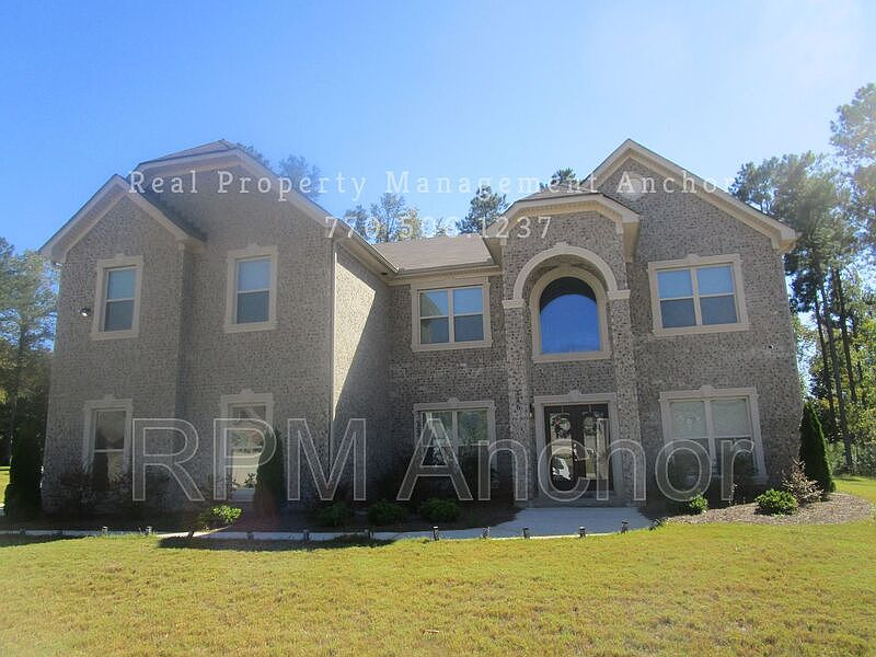 1st image of 336 Dovehouse St