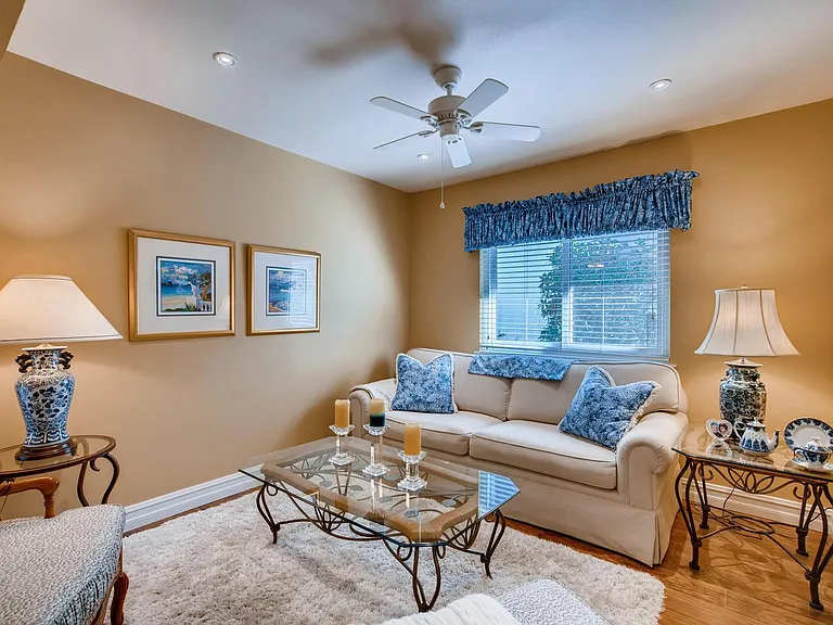 24326 Toledo Ln — Photo 14