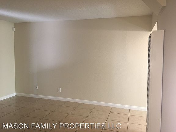 5th image of 1107 B Ave APT 1