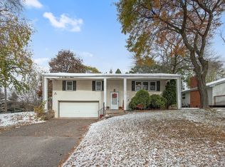 1907 Kingston Ave E, Maplewood, MN 55109