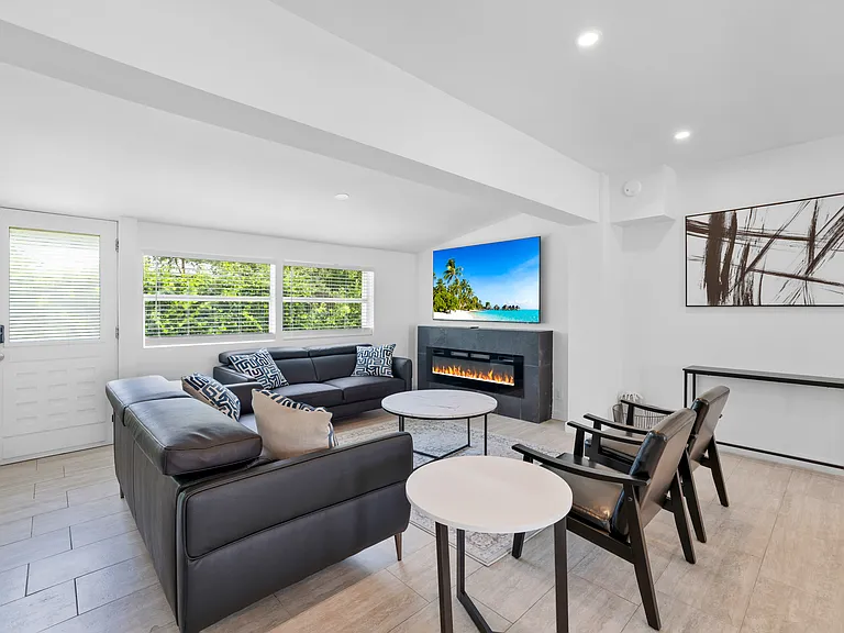 3205 Barton Rd — Photo 8