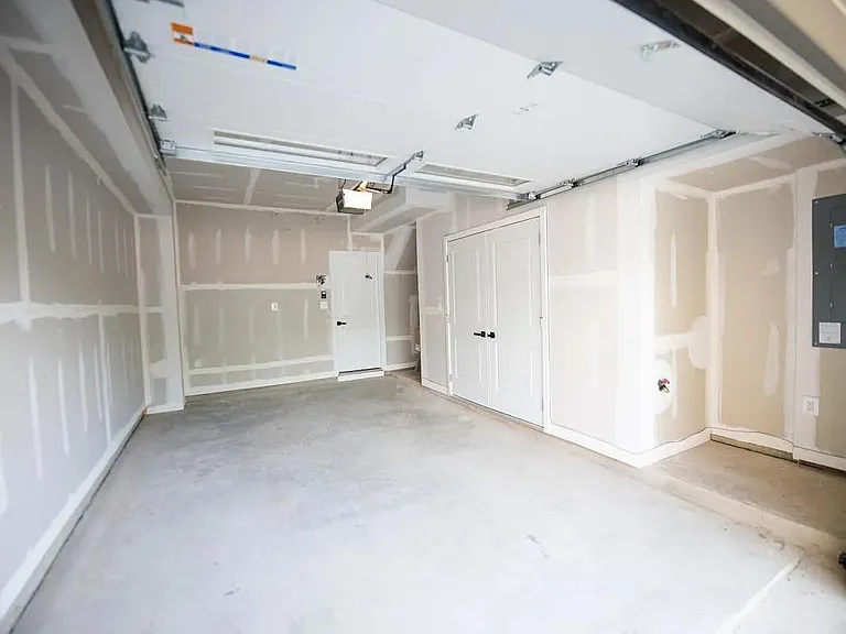 2816 Evansgreen Dr — Photo 12