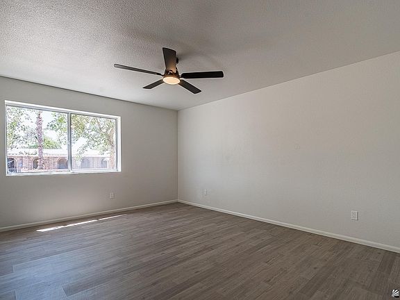 4th image of 13744 E Gatewood Ln