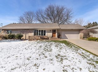 11359 Valley View Ave, Allendale, MI 49401