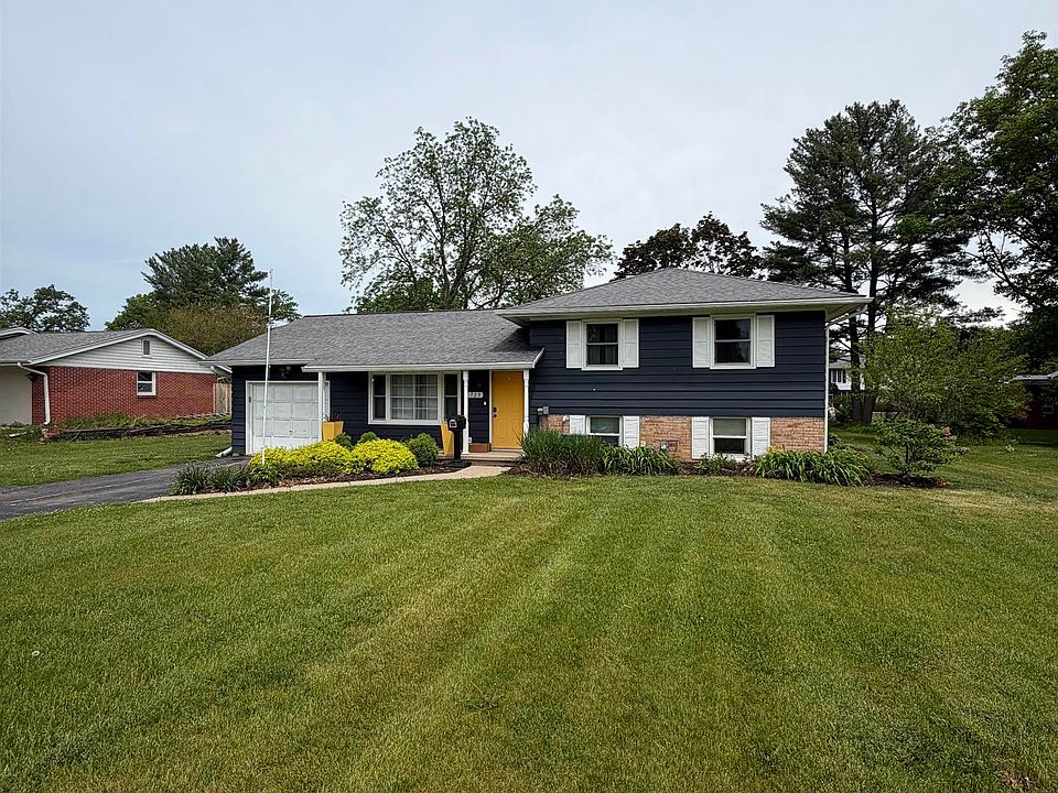 1st image of 723 E Franklin St