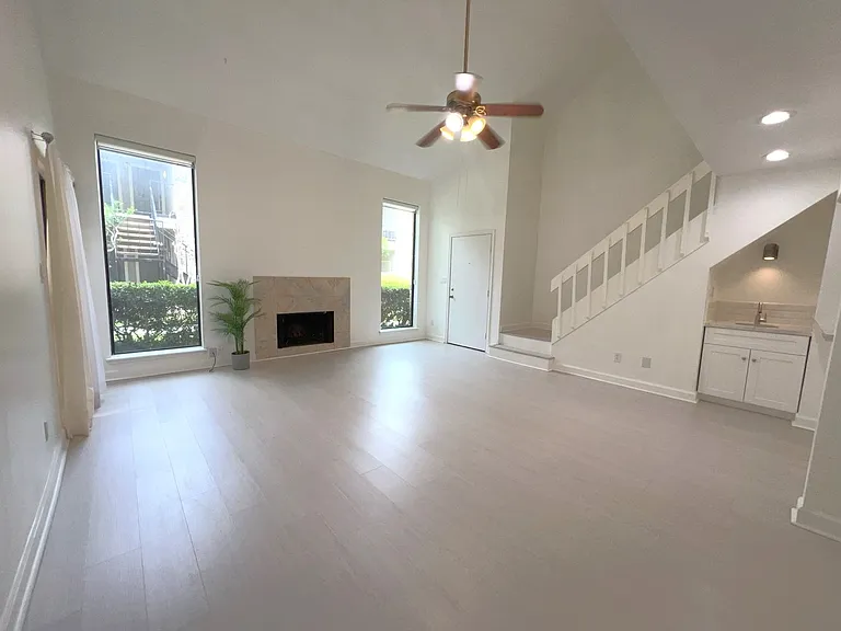 8100 Cambridge St #75 — Photo 17