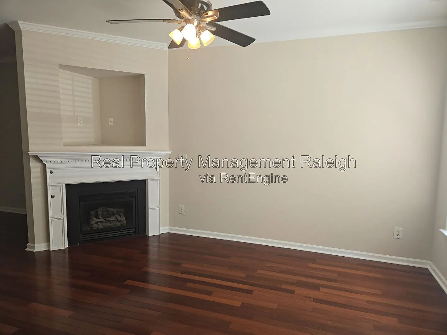 3 bed, 3.5 bath, 1871 sqft, $1,795 — Photo 4