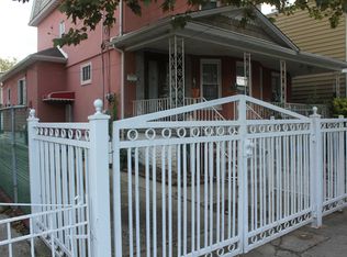 10449 118th St, South Richmond Hill, NY 11419