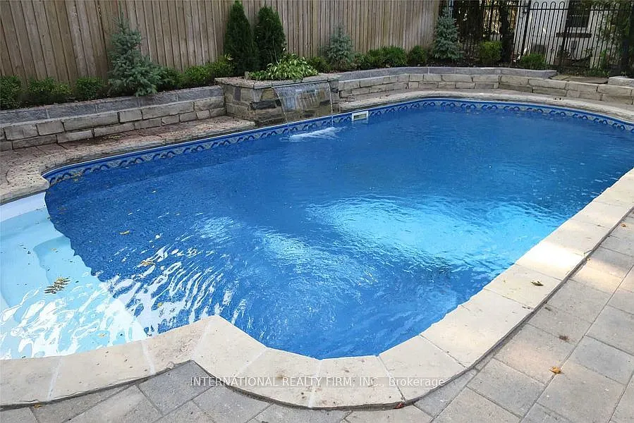 5 bed, $12,900 — Photo 3