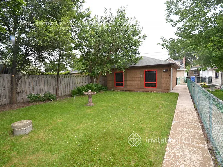 2904 N McVicker Ave — Photo 11