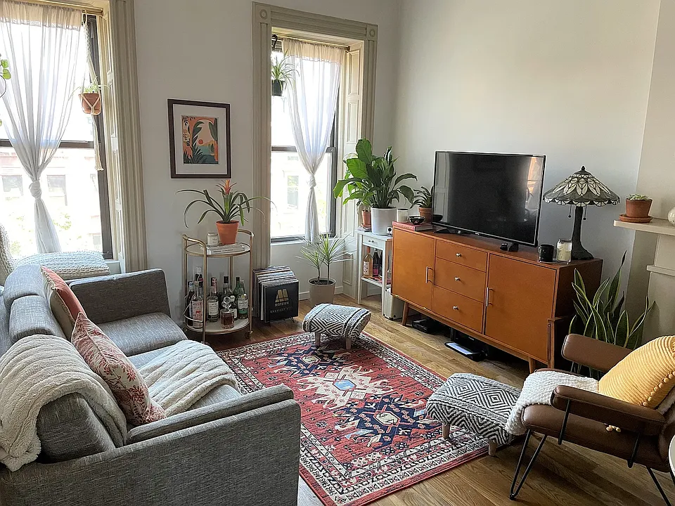 484 Greene Ave #3A