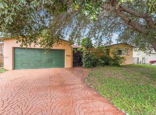 7733 Fairway Blvd, Miramar, FL 33023