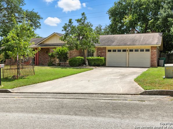 106 Laural Ln