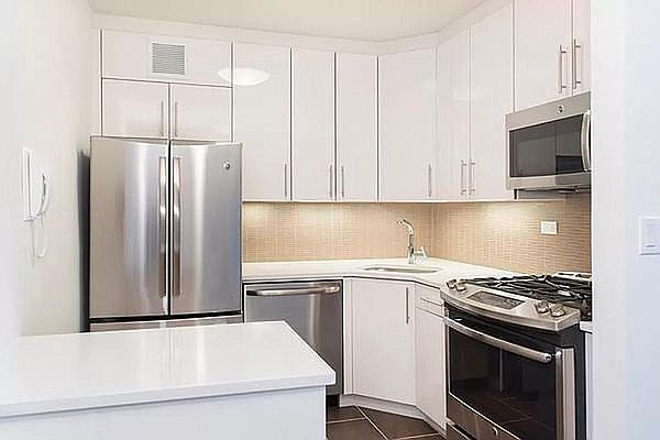 1st image of 300 E 40th St APT 19G