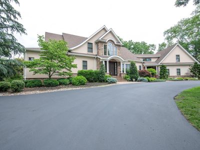 711 Moredon Rd, Meadowbrook, PA, 19046